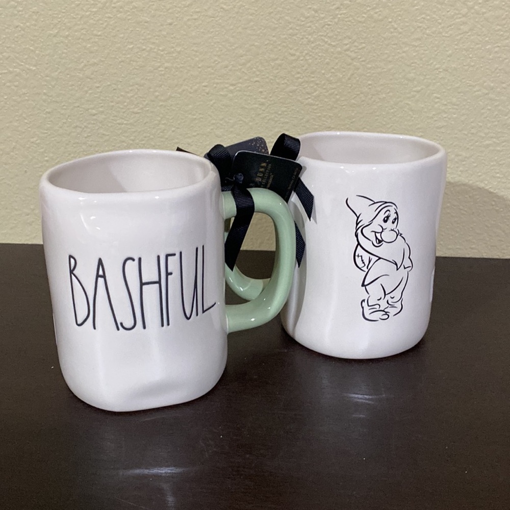 NWT Rae Dunn | Disney Bashful Snow White themed ceramic mug
